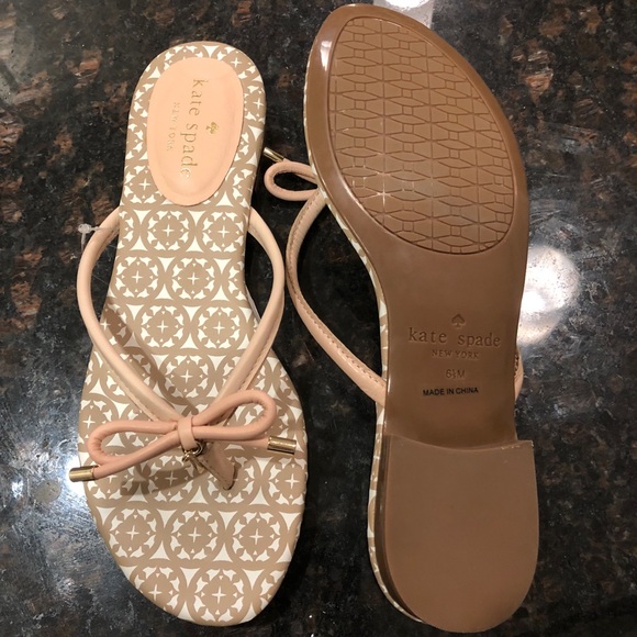 ✨Kate Spade✨ Flip flops - Picture 5 of 5